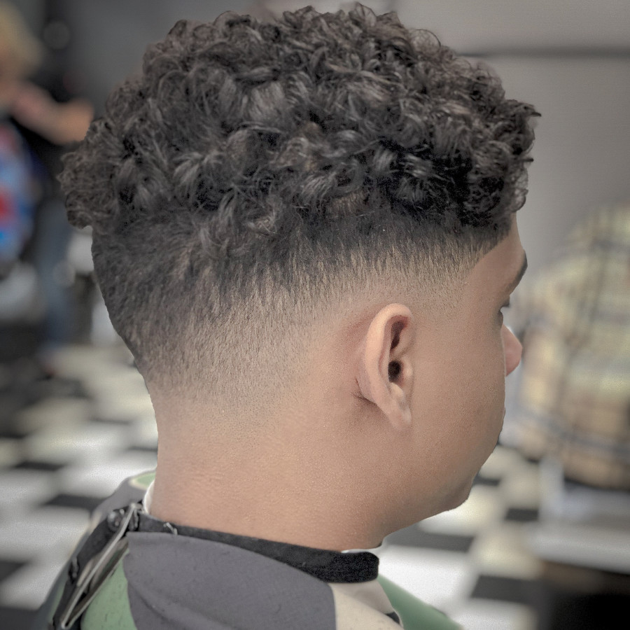 back-view-fade-curls