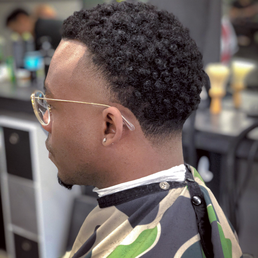 side-glasses-curl-camo-cape